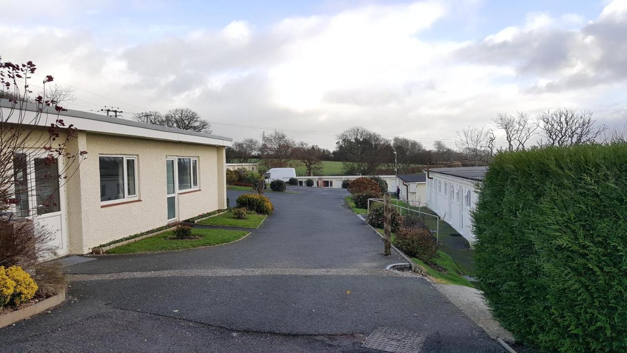 The Cardinals Hatt Ltd Motel Saltash Exterior foto